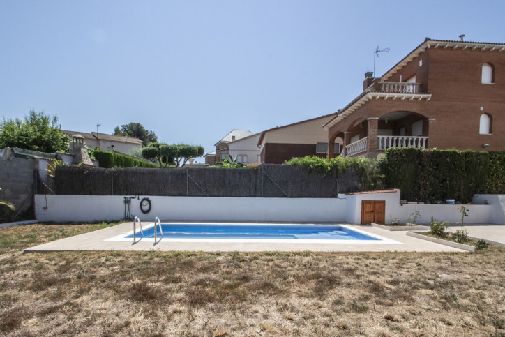 Dom Wynajem el Vendrell, Baix Penedès, Tarragona, Katalonia, Hiszpania Calle Consell del Cent 54