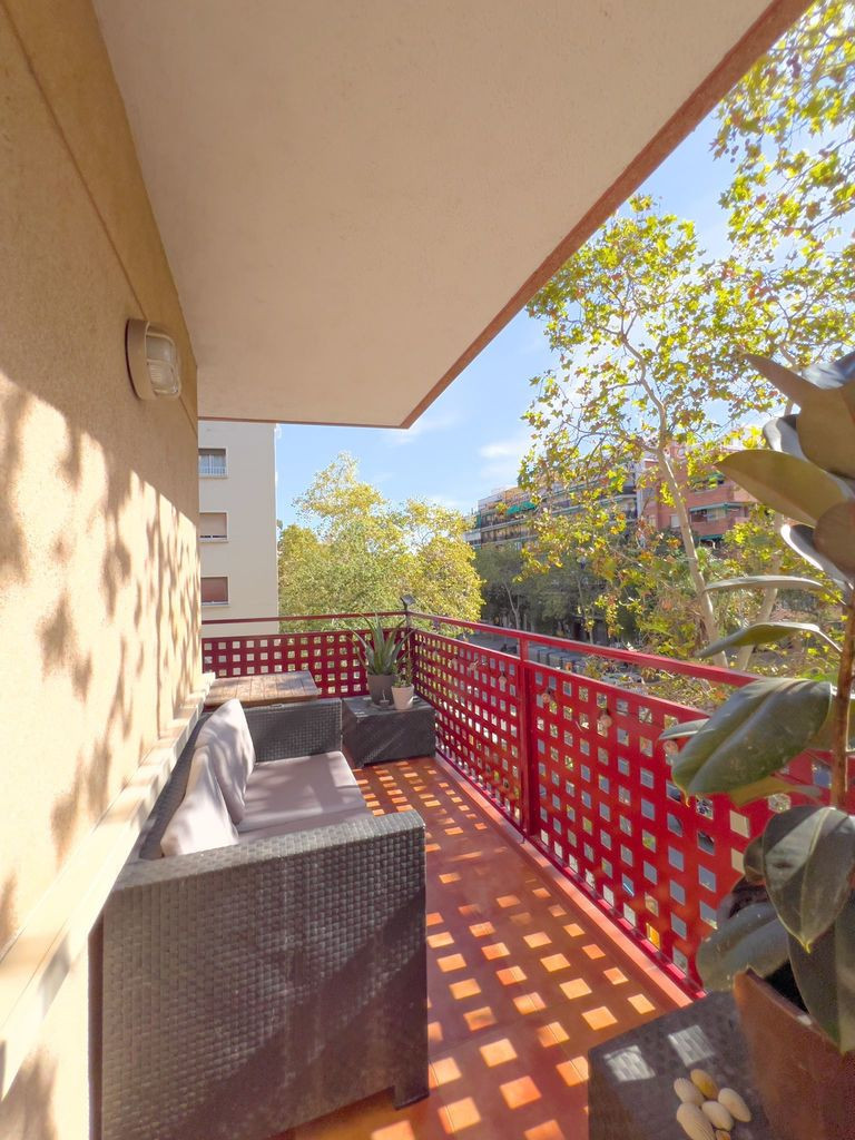 Apartment Rent Nou Barris, Barcelona, Katalonia, Hiszpania Via Julia