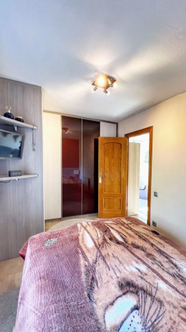 Mieszkanie Wynajem Nou Barris, Barcelona, Katalonia, Hiszpania Via Julia 15